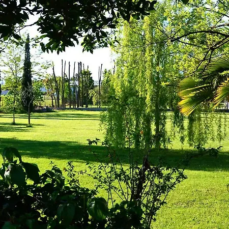 Le Rondini Bed and Breakfast 4*