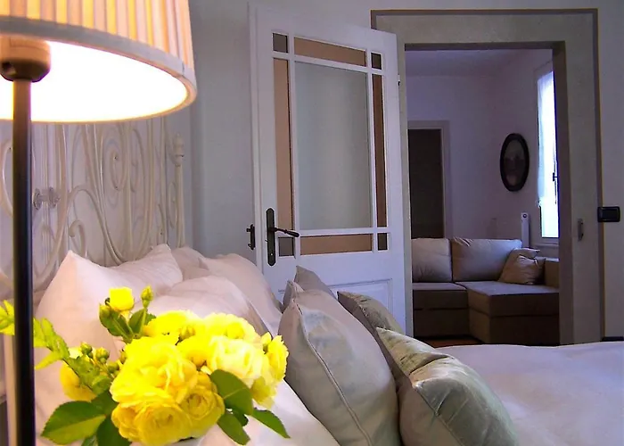 ベッド・アンド・ブレックファスト Le Rondini